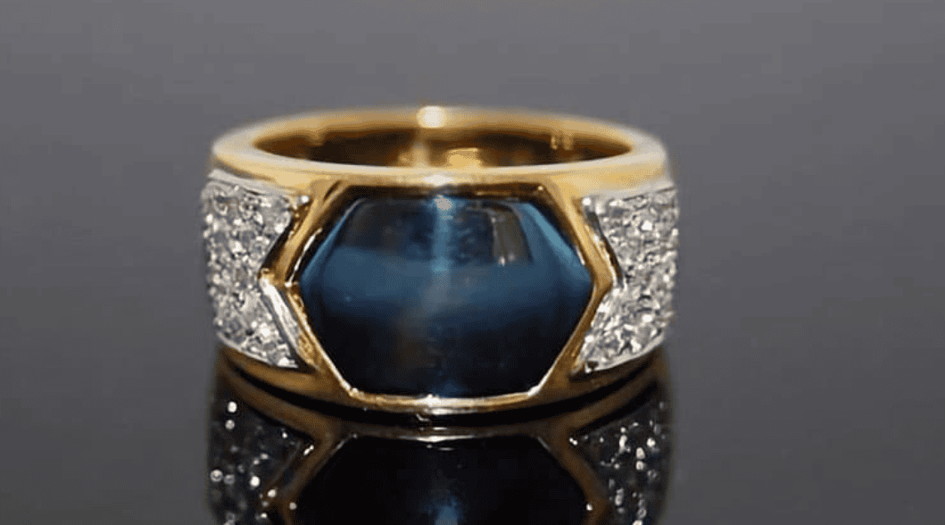 Blue gold ring with diamonds example